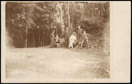 Menschen Soziales Leben Frühe Fotokunst Personen-Gruppe im Wald 1910 Privatfoto