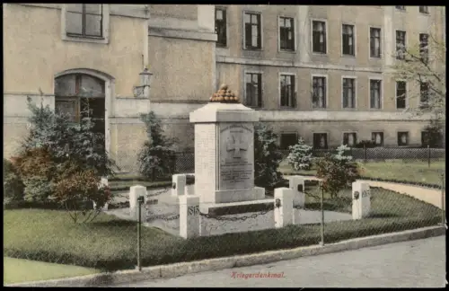 Ansichtskarte Bautzen Budyšin Infanteriekaserne. Kriegerdenkmal 1915