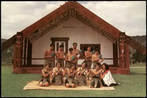 Neuseeland New Zealand Maori Group performing Welcome Action Dance 1980