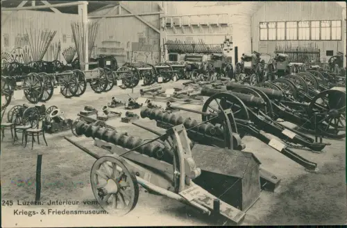 Ansichtskarte Luzern Lucerna Jntérieur vomKriegs- & Friedensmuseum. 1913