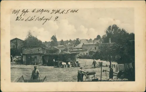 CPA Montcheutin Ardennes Straßenszene mit Soldaten 1916