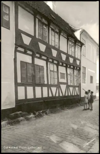 Postcard Odense Ortsansicht Odense Fattigskolen 1960