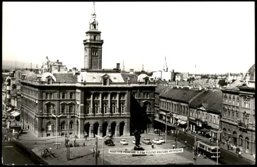 Neusatz a. d. Donau Nový Sad|Нови Сад|Újvidék Freiheitsplatz mit Rathaus 1960