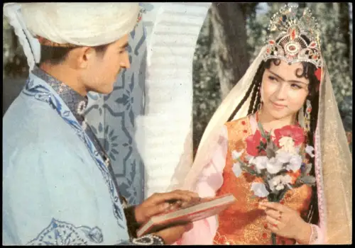 Postcard Turpan Paar in traditioneller uigurischer Tracht 1983