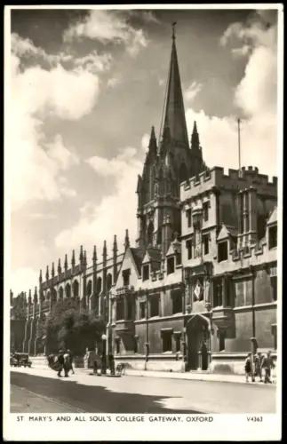 Postcard Oxford ST. MARY'S AND ALL SOUL'S COLLEGE GATEWAY 1954
