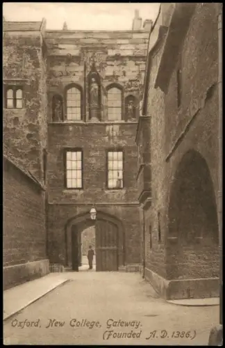 Postcard Oxford Oxford New College Gateway 1910