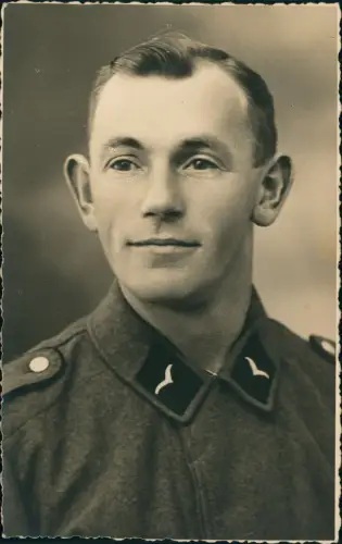 Militär/Propaganda - Soldat Privataufnahme 2. Weltkrieg 1940 Privatfoto