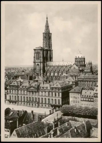 CPA Straßburg Strasbourg Blick auf Rohanschloss und Münster 1942