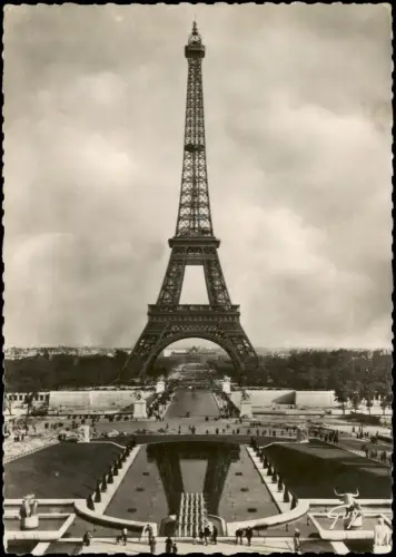 CPA Paris Eiffelturm mit Jardins du Trocadéro 1943