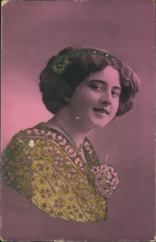 Ansichtskarte  Menschen Soziales Leben Frau Gold Stickereien 1915 Gold