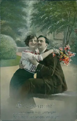 Ansichtskarte  Liebe Liebespaar Love Mann und Frau im Park 1915 Silberprägung