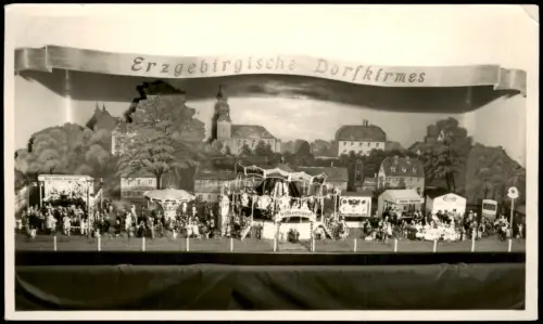 Ansichtskarte .Sachsen Erzgebirgische Dorfkirmes (Diorama/Modell) 1955