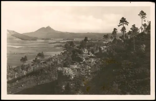 Dauba Dubá Aufnahme Daubaer Landes mit Blick auf den Berg Bösig (Bezděz) 1927