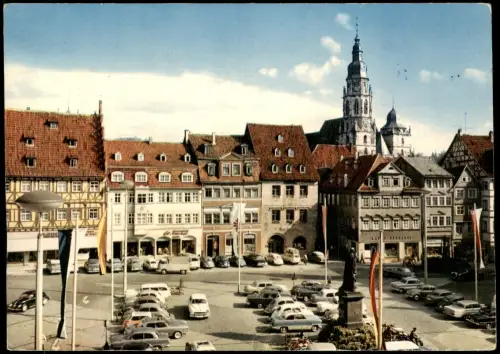Ansichtskarte Coburg Marktplatz, div. Autos auf Parkplatz 1960