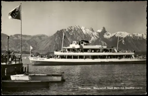 Interlaken Motorschiff Stadt Bern auf dem Thunersee mit Stockhornkette 1964