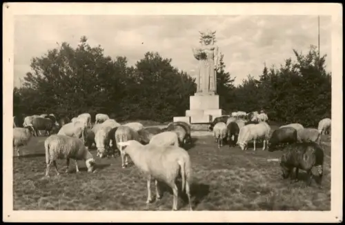 Rosenau Rožnov pod Radhoštěm Radegast-Statue mit Schafherde auf dem Radhošť 1960