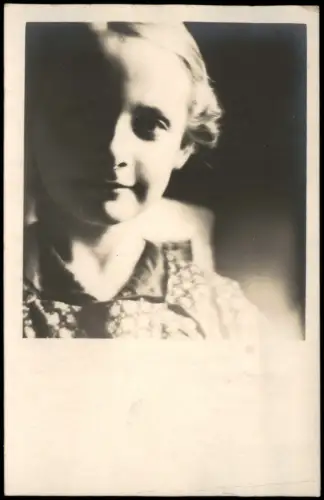 Frühe Fotografie Fotokunst: Photo mit Kind Mädchen Porträt 1910 Privatfoto