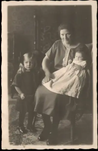 Frühe Fotografie Fotokunst Mutter mit Kindern, Mädchen Schleife 1910 Privatfoto