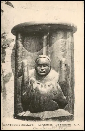 CPA Montreuil-Bellay Groteske Holzfigur (Soliveau) im Schloss 1910