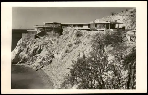 Santa Marta Modernes Gebäude an der Steilküste von Santa Marta 1959