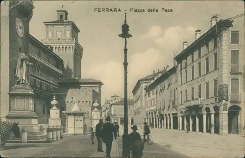 Cartolina Ferrara Piazza della Pace 1916