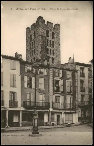 CPA Arles-sur-Tech Place de l'ancienne Mairie mit Abteiturm 1915