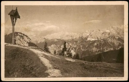 Garmisch-Partenkirchen Blick vom Kreuzeck  Dreitorspitze mit Wegkreuz 1930