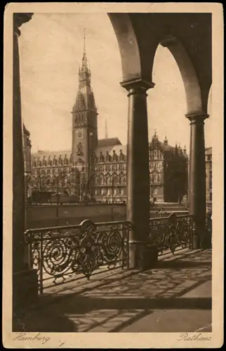 Ansichtskarte Hamburg Blick durch die Alsterarkaden auf das Rathaus 1929