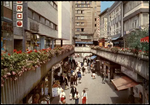 Ansichtskarte Stuttgart Schulstraße Einkaufspassage Leute beim Shopping 1970
