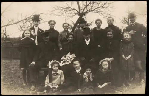 Historisches Familienporträt im Freien Hochzeit 1910 Privatfoto