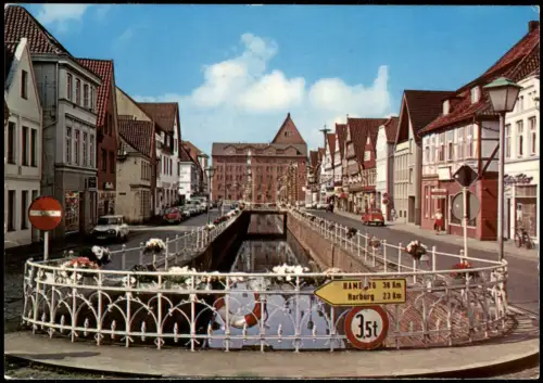 Buxtehude Statteilansicht Westfleet Autos u.a. Ente, VW Käfer 1975