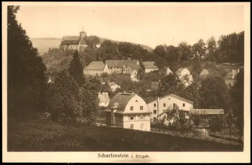 Scharfenstein-Drebach (Erzgebirge) Stadtpartie im Hintergrund Schloß 1928