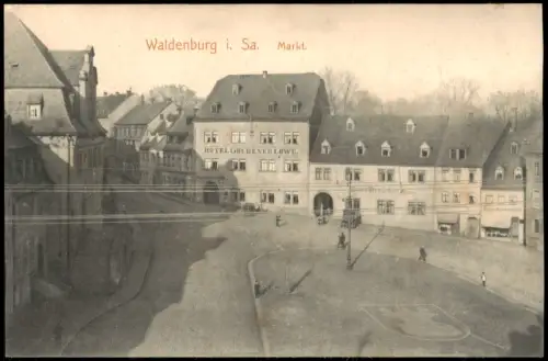 Ansichtskarte Waldenburg (Sachsen) Marktplatz Hotel goldener Löwe 1912