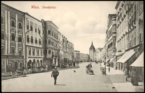 Wels (Oberösterreich) Stadtplatz, Händlertreiben, Geschäfte Apotheke 1906