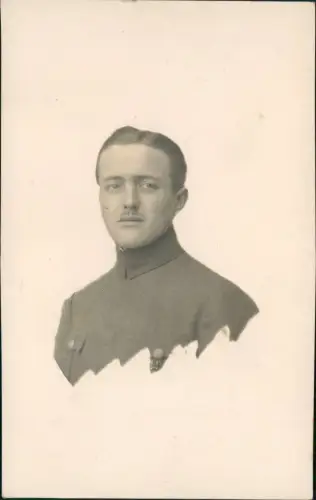 Portrait eines Unteroffiziers in Uniform, Frankenberg 1915 Privatfoto
