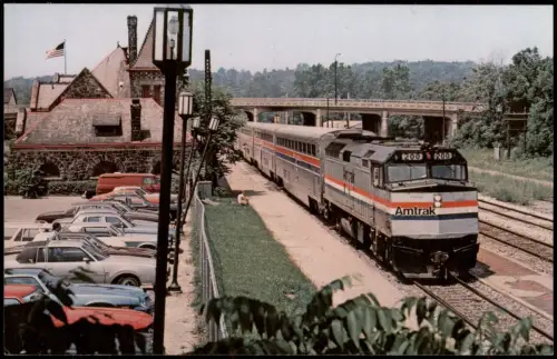 THE WOLVERINE Amtrak at Ann Arbor`s stone station Eisenbahn Zug Motivkarte 1970