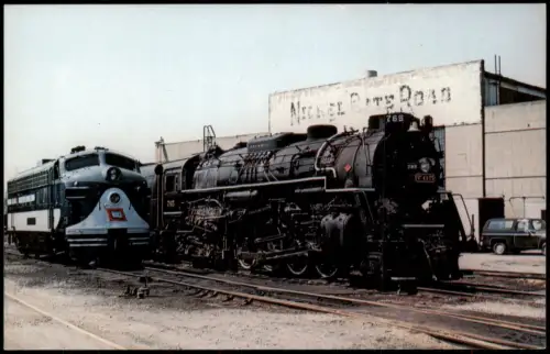 Bellevue Dampflokomotive Berkshire 765 Diesellokomotive Wabash F7 No. 671 1980