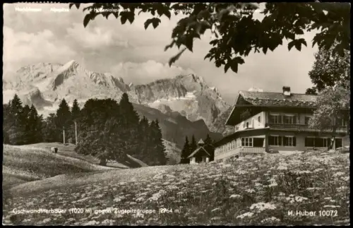 Garmisch-Partenkirchen  Gschwandtnerbauer gegen Zugspitzgruppe (2964 m) 1968
