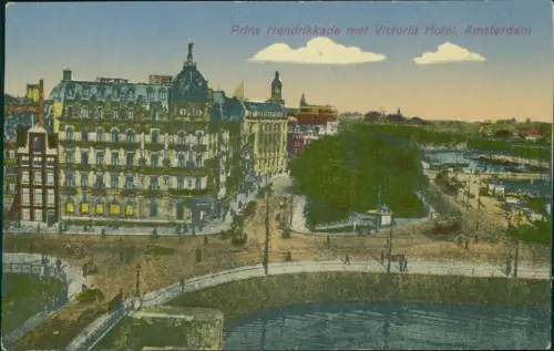 Postkaart Amsterdam Amsterdam Prins Hendrikkade met Victoria Hotel 1914