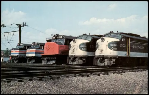 Ansichtskarte  Eisenbahn Zug Lokomotive IVY CITY TERMINAL USA 1978