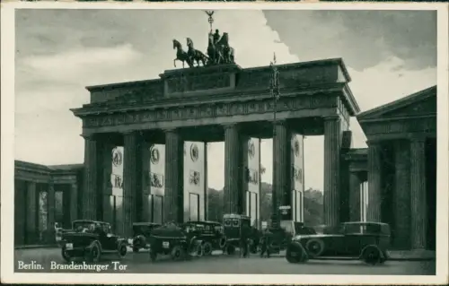 Ansichtskarte Mitte-Berlin Brandenburger Tor - Autos, Verkehr 1936