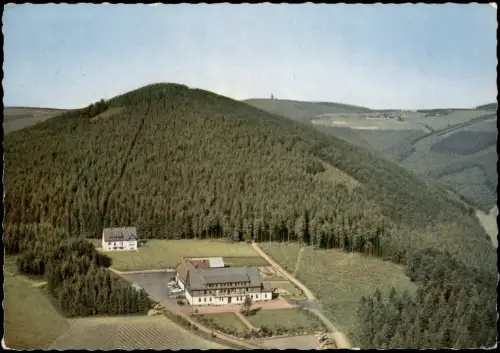 Oberkirchen-Schmallenberg Luftbild Berghotel Hoher Knochen mit Dependance 1965