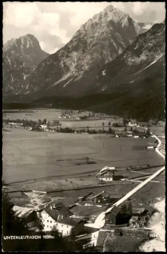 Unterleutasch-Leutasch Ortsansicht im Gebirgstal mit Berggipfeln 1957