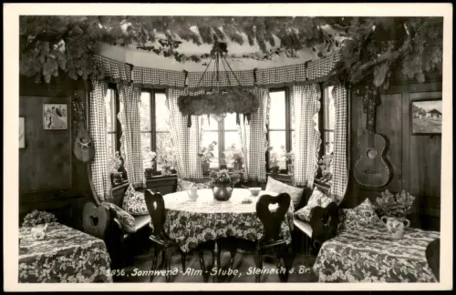 Ansichtskarte Steinach (Brenner) Innenansicht der Sonnwend-Alm-Stube 1935