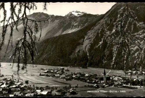 Ansichtskarte Umhausen Ortsansicht mit Pfarrkirche im Alpental 1950