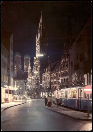 München Marienplatz bei Nacht a.d. Tram Straßenbahn Haltestelle 1955