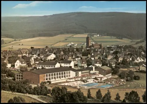 Ansichtskarte Schmallenberg Panorama-Ansicht Blick zum Schwimmbad 1972
