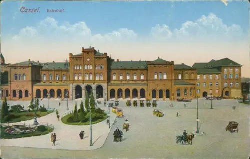 Ansichtskarte Kassel Hauptbahnhof Kutschen 1914