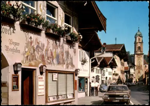 Ansichtskarte Mittenwald Obermarkt u. Pfarrkirche, Autos u.a. VW Käfer 1965