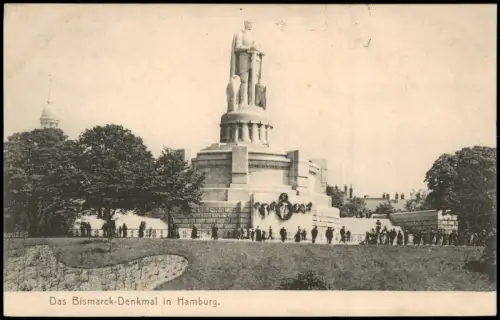 Ansichtskarte St. Pauli-Hamburg Bismarck-Denkmal belebt 1912